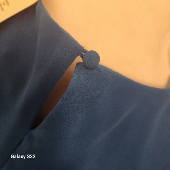 Jessica Simpson Pleated Dress. NWT. Size Medium - Picture 9 of 13